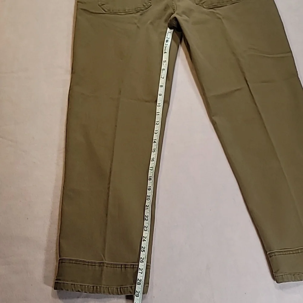 0818. EUC ~ Eddie Bauer ~ 98% Cotton ~ 2% Spandex ~ Reinforced Pockets & Hem ~ - Picture 12 of 14